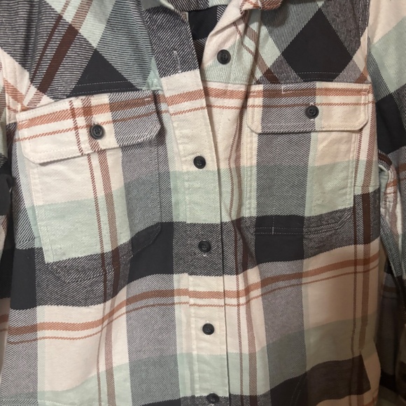 Duluth Trading Folklore Flannel - Picture 4 of 4
